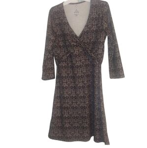 PrAna  Breathe Twist-Front V-Neck dress Size S EUC
